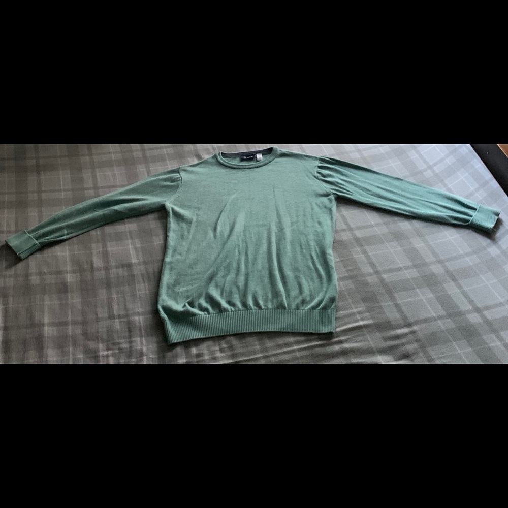 boy’s sweater